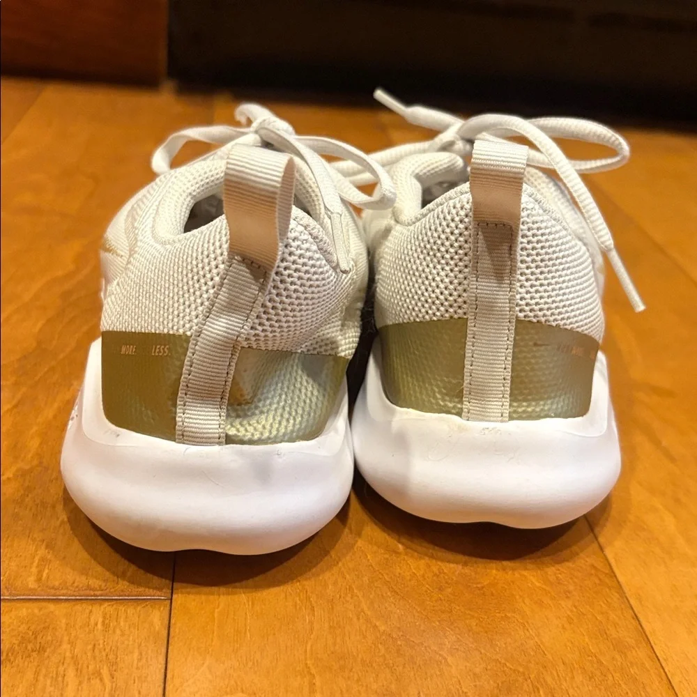 Nike Flex Experience Run 10 sneakers